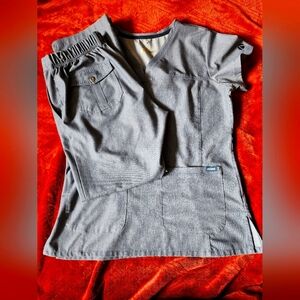 ADAR Pro women scrub set, medium size. Denim color